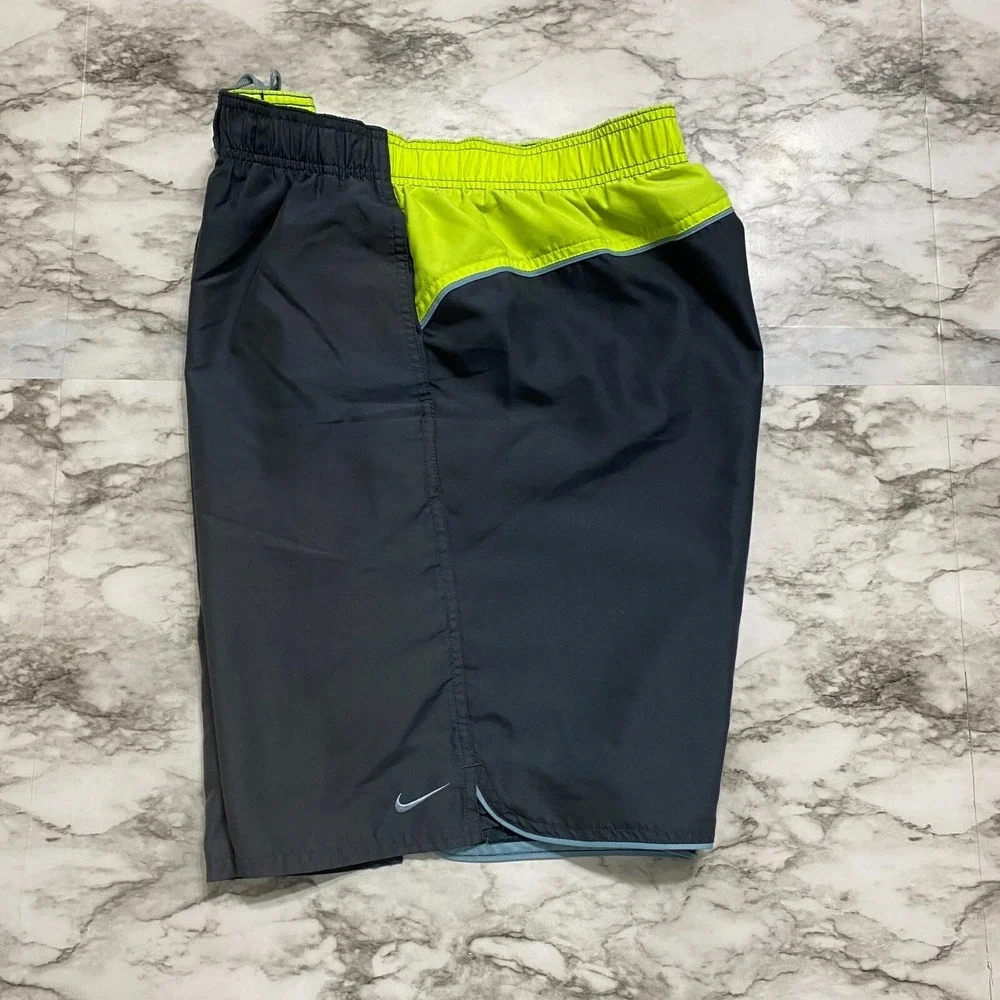 Nike Better World Men's Board Shorts Swim Trunks Size L Black Neon Lined Pockets
